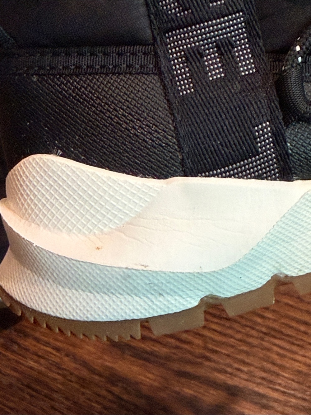 The North Face Black Quilted Lace-Up Winter Boot (244) - Picture 9 of 16
